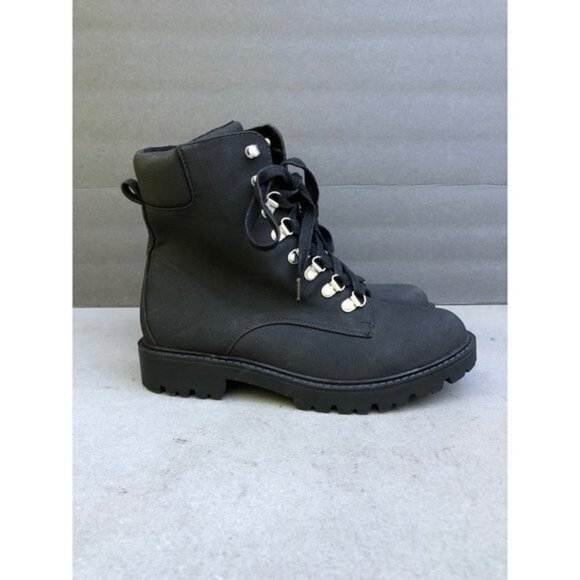 CHARLES BY CHARLES DAVID Women black combat boots size 7 - Picture 2 of 8